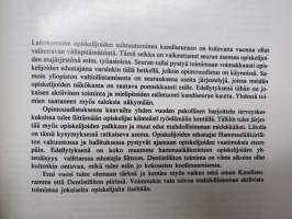 Kuspi - Turun Hammaslääketieteenkandidaattiseuran julkaisuja 8 kpl vuosilta 1974-76