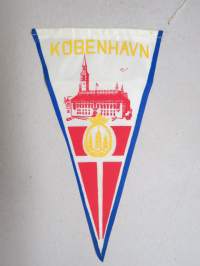 Köbenhavn (Kööpenhamina) -matkailuviiri / paikkakuntaviiri / souvenier pennant