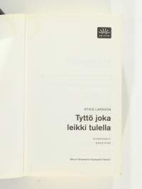 Tyttö joka leikki tulella
