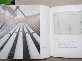 Mannesmannrohre für Gas und Wasser - Mannesmann pipe for gas and water -vesi- ja kaasuputkien teknistä tietoa 3 kirjan sarja 2 kpl saksan- ja 1 kpl englanninkielisiä