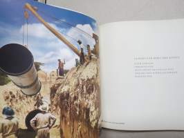 Mannesmannrohre für Gas und Wasser - Mannesmann pipe for gas and water -vesi- ja kaasuputkien teknistä tietoa 3 kirjan sarja 2 kpl saksan- ja 1 kpl englanninkielisiä
