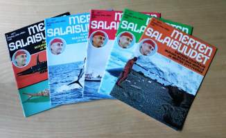 Merten salaisuudet 1977 -  Vuosikerta,  numerot 1-50. Kapteeni Cousteaun mukana maailman merillä ja merten syvyyksissä