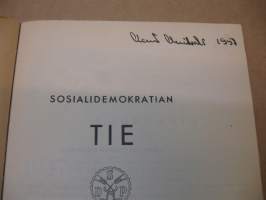 Sosialidemokratian tie