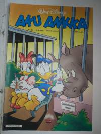 Aku ankka  n:o  22 / 2000