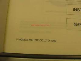 Honda CR 125R owner´s maintenance manual 