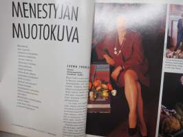 Muoti ja kauneus 1990 nr 2 -muotilehti -mukana kaava-arkki / fashion magazine