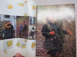 Muoti ja kauneus 1989 nr 7 -muotilehti -mukana kaava-arkki / fashion magazine