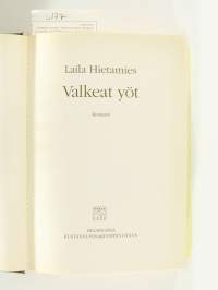Valkeat yöt
