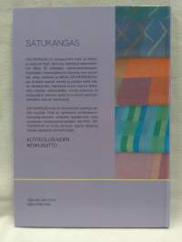 Satukangas vaatetuskankaita