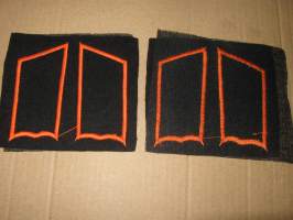 SA-kauluslaatat, pari - Panssarintorjunta (musta-oranssi) musta tukikangas n. 8 cm (uudet)