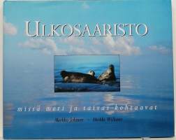 Ulkosaaristo - missä meri ja taivas kohtaavat. (Luonto)