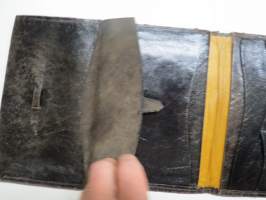 Isokokoinen vanhanajan suurikokoisten setelien lompakko,  -old time wallet for big size notes