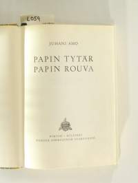 Papin tytär, Papin rouva
