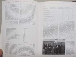 Kaivopuiston rautakourat - Rauman Kone- ja Valimotyöväen Ammattiosasto 102 ry 1943-1993 - Huom numeroitujen &quot;000&quot; -toisen tekijän (Kuromaa) oma kappale