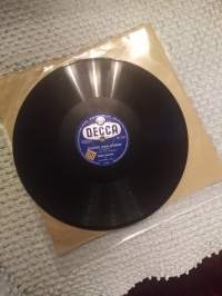 Decca SD 5195 , Pikku-Tapani.   : pieni merimies / cowboy  olen minäkin  V. 1954