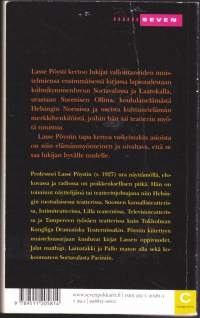 Lasse Pöysti - Lassen oppivuodet, 2005. 2.p. Lapsuus 30-luvun Sortavalassa ja Laatokalla, ura Suomisen Ollina, koululaisena Hgin Norssissa