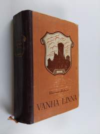 Vanha linna : trilogia