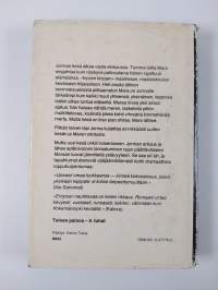 Kaukana vihreä meri