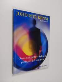 Johdosta kiinni : osuustoimintayrityksen johtajan johtaminen