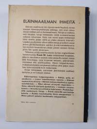 Eläinmaailman ihmeitä : pakinaa luonnossa esiintyvistä eriskummallisuuksista