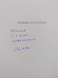 Veikko Nuutinen (signeerattu, tekijän omiste)