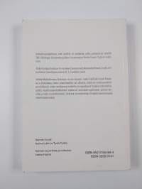 Sukukansaohjelman arki : suomalais-ugrilainen perintö ja arkipäivä : Studia Fenno-Ugrica 21.9.-16.11.2004
