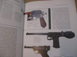 Encyclopedia of Rifles &amp; Handguns: A Comprehensive Guide to Firearms