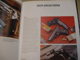The collector&#039;s book of modern handguns