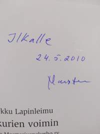 Potkurien voimin : Toijalan moottorivenekerho ry 1950-2010 (tekijän omiste, signeerattu, ERINOMAINEN)