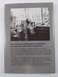 Rintamaelämää : valokuvia sieltä jostakin 1939-1944