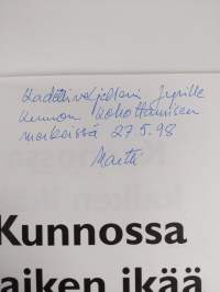 Kunnossa kaiken ikää : Espoon I sporttiklubi 25 vuotta : 1973-1998 (tekijän omiste, signeerattu)