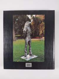 Kimmo Pyykkö : kuvanveistäjä = Kimmo Pyykkö : skulptör = Kimmo Pyykkö : sculptor