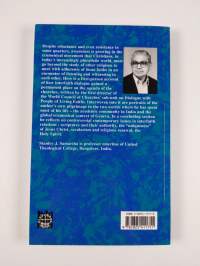 Between two cultures : ecumenical ministry in a pluralist world