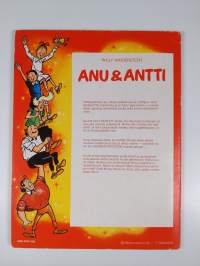 Anu &amp; Antti 15/84 : Kummituslinna