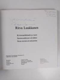 Kirposi kivi ja sana helisi : [kivimosaiikkitaide ja runot] (signeerattu)