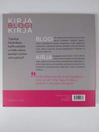 Rivien välissä : kirjablogikirja