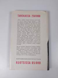 Minä - nainen : itsetilitysromaani