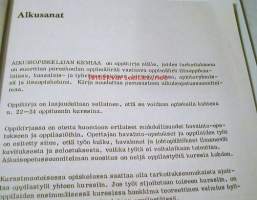 Aikuisopiskelijan kemiaa
