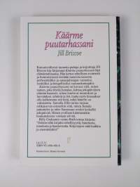 Käärme puutarhassani