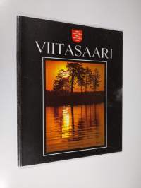 Viitasaari : Keski-Suomen helmi = Viitasaari : pearl of Central Finland (signeerattu)