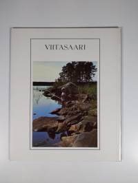 Viitasaari : Keski-Suomen helmi = Viitasaari : pearl of Central Finland (signeerattu)