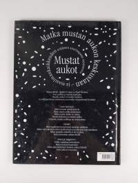 Mustat aukot