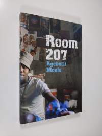 Room 207 (ERINOMAINEN)