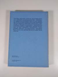 Kouluylihallituksen ensimmäisen päällikön Casimir von Kothenin koulupolitiikka : taustaa, tavoitteita, tuloksia = The school policy of Casimir von Kothen, the fir...