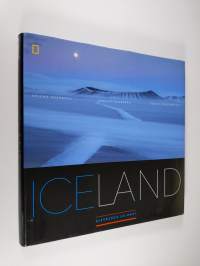 Iceland - land of contrasts (signeerattu)