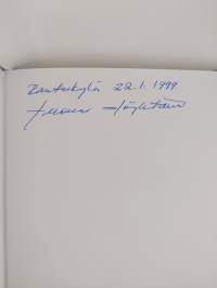 Matkamiehen mietteitä (signeerattu)