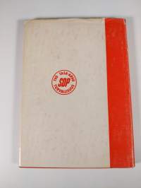 Aatteen tiellä : Etelä-Hämeen sosiaalidemokraattinen piiri 1906-1966