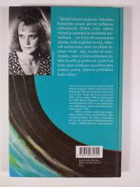 Vene kiertää ympyrää : novelleja (signeerattu)