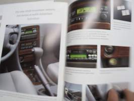 Toyota Camry 2000 -myyntiesite + tekniset tiedot