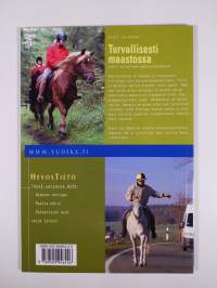Turvallisesti maastossa : vinkit turvalliseen maastoratsastukseen (ERINOMAINEN)